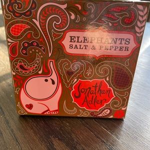 Johnathan Adler elephant salt and pepper shaker. New in box.